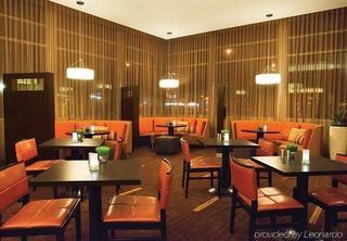 Express & Woodland Hills By Ihg Los Angeles